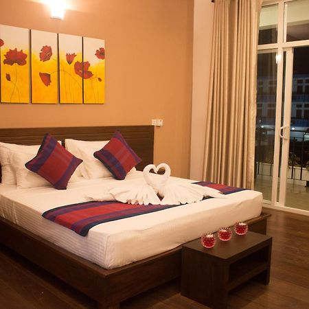 The Suite 262 Negombo Exterior foto